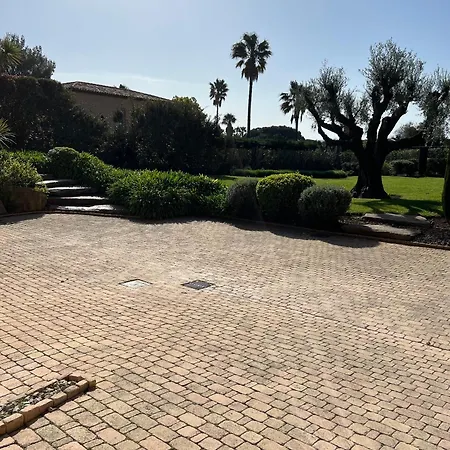 Luxe In Вилла Гримо