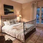 Luxe In