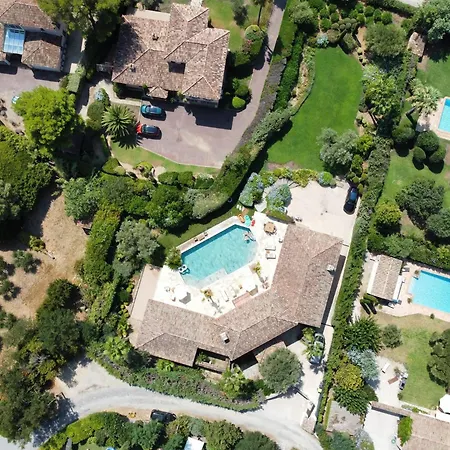 Luxe In Villa Grimaud
