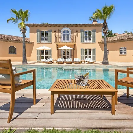 Villa Luxe In Grimaud