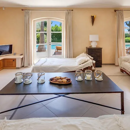Luxe In Villa *