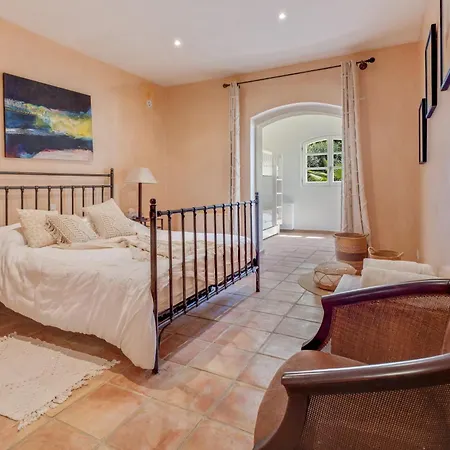 Villa Luxe In *