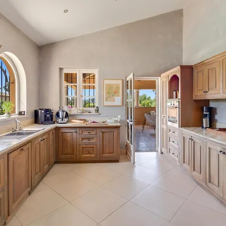 Luxe In Grimaud